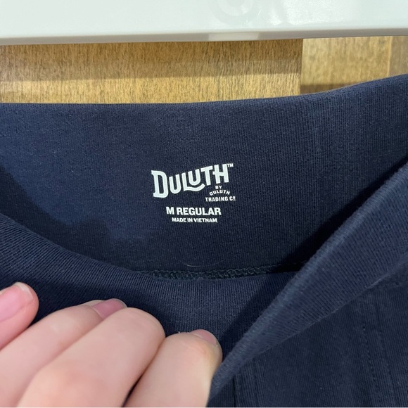 Duluth Trading Co Women’s Leggings With Pockets Size M Navy/Blue - Picture 3 of 4